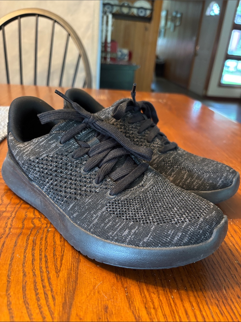Kizik Lima Sneakers Women’s 8